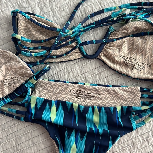 Blue acacia swimwear fringe top, strapless top, bottom included cantik print - Picture 4 of 6